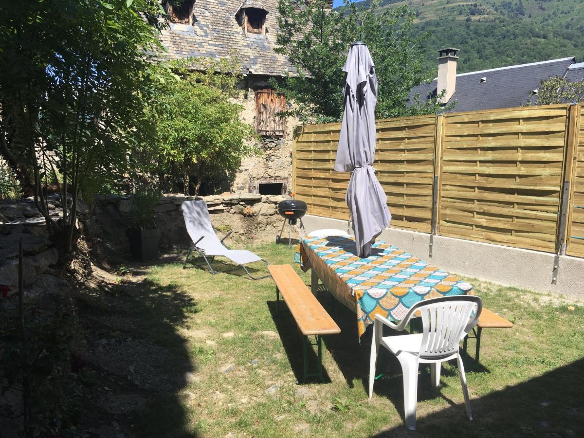 Gite De Montagne Le Lustou Sailhan Zewnętrze zdjęcie